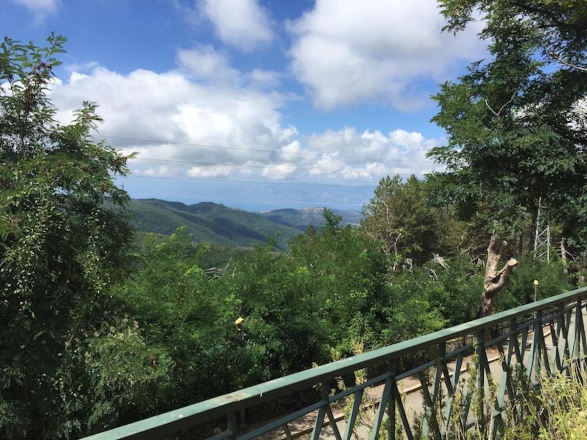 Appartamento Di Montagna Sul Belvedere Di Gambarie Gambarie d'Aspromonte Exterior photo